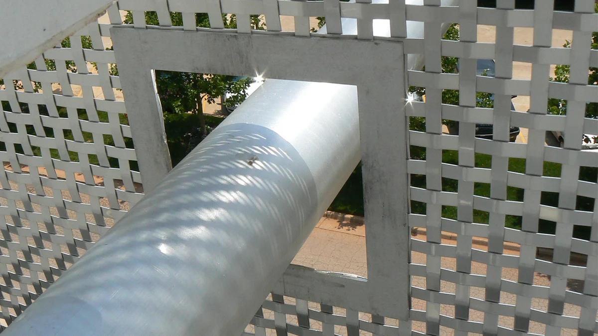 Ouvertures pour éléments en toile métallique