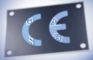 Wir erarbeiten notwendige Sicherheitsstandards anhand gesetzlicher Vorgaben und setzen sie gemeinsam um.