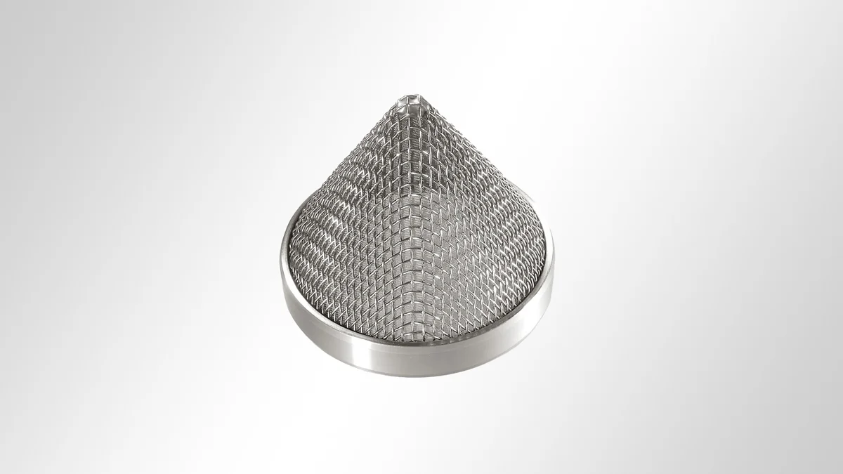 Partie emboutie conique avec bordure métallique