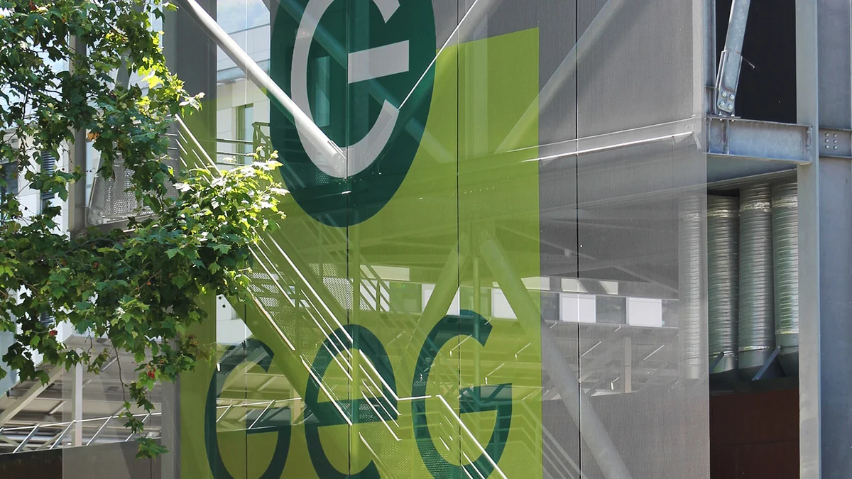 Partially painted stainless steel wire mesh.