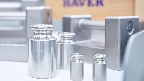 Auswahl an Gewichten für die vorgeschriebene Eichung Ihrer Wägetechnik.