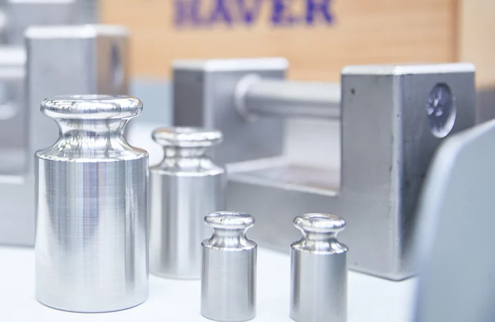 Auswahl an Gewichten für die vorgeschriebene Eichung Ihrer Wägetechnik.