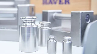 Auswahl an Gewichten für die vorgeschriebene Eichung Ihrer Wägetechnik.