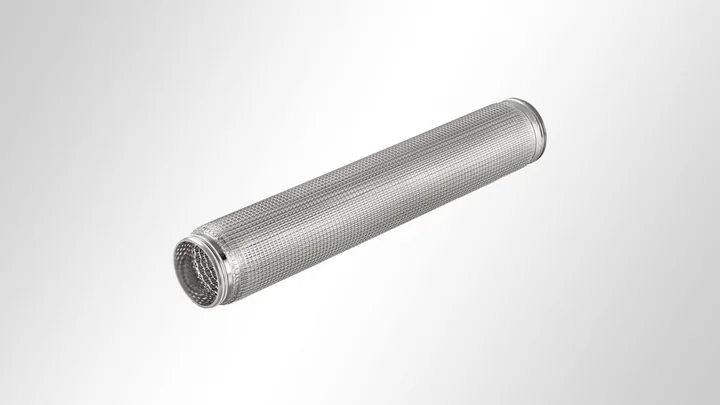 Wire mesh filter cartridge with a connector
