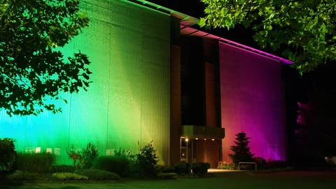 Illumination von Gewebefassaden