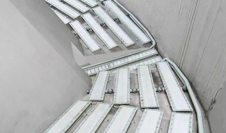 Air conveyor troughs