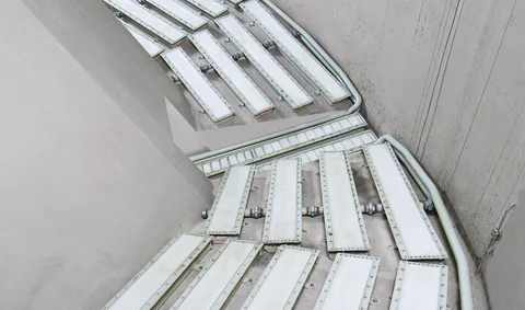 Air conveyor troughs