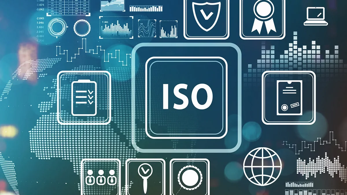 Mehrere Icons zum Thema "Zertifizierung" auf programmierter Weltkugel.rter Weltkugel