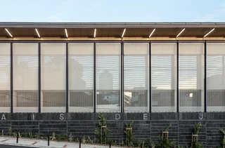 Architectural mesh serves as a sunscreen