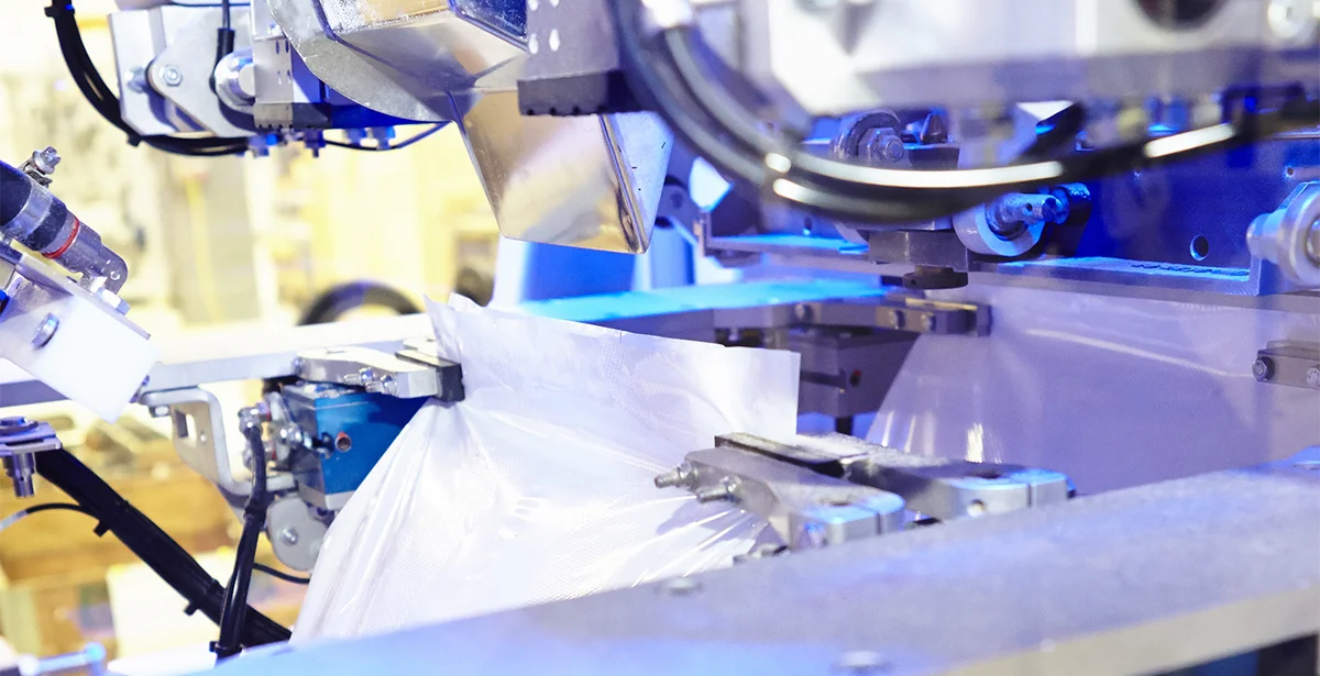 Sackgreifer in einer Abfüllanlage