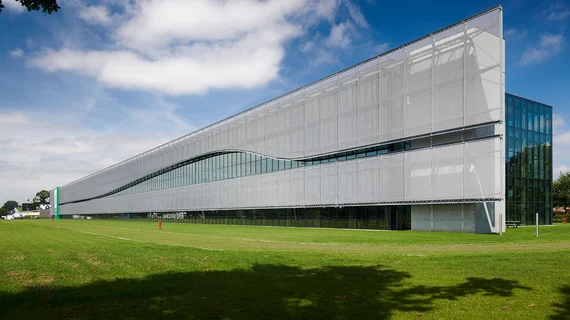 Facade cladding is one of the possible applications for architectural mesh.