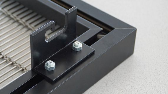 Rear view of a frame element with a hook-in option.