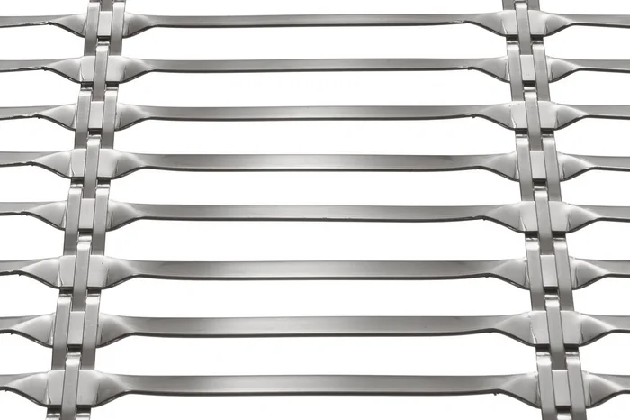 LARGO-TWIST 2045 architectural wire mesh - view at 45°