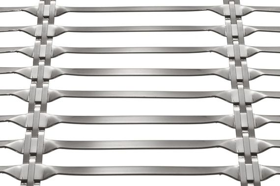 LARGO-TWIST 2045 architectural wire mesh - view at 45°
