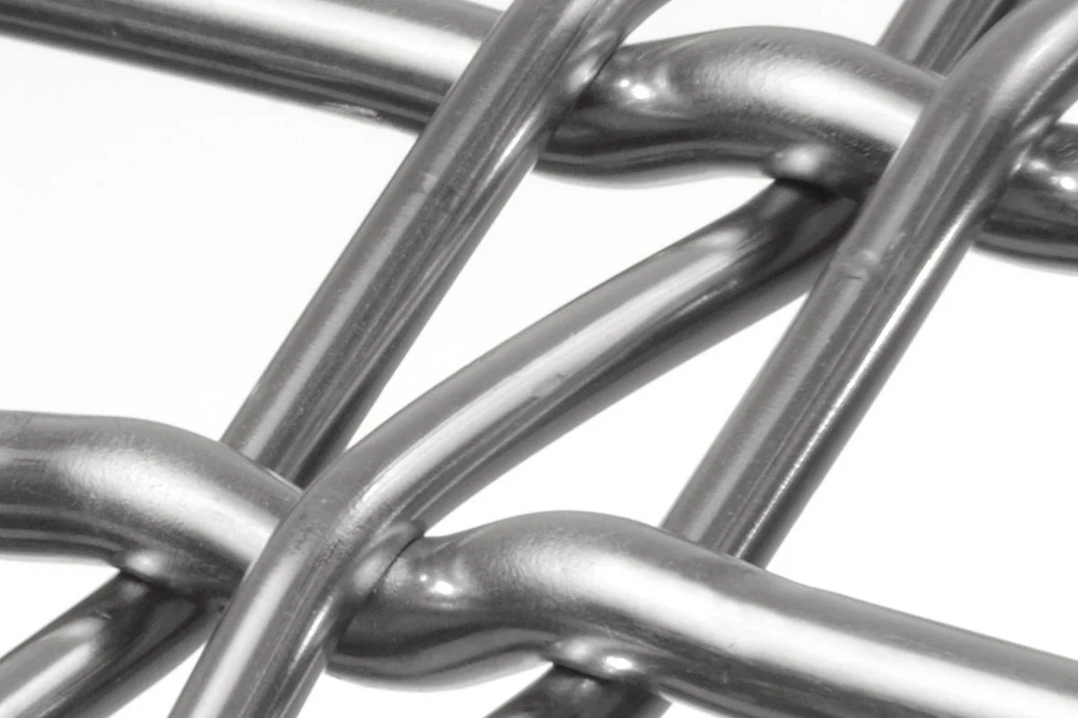 DOGLA-TRIO 1030 architectural wire mesh - macro view