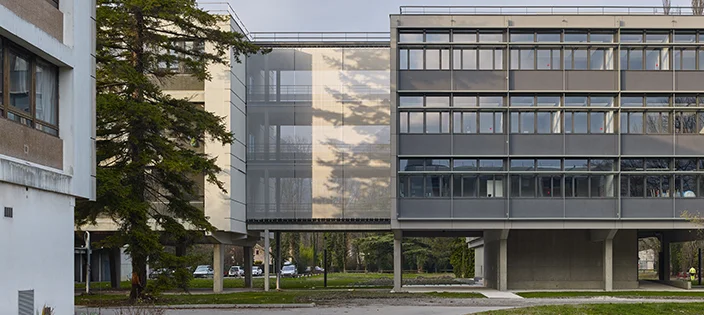 Climat Planète Research Center, France