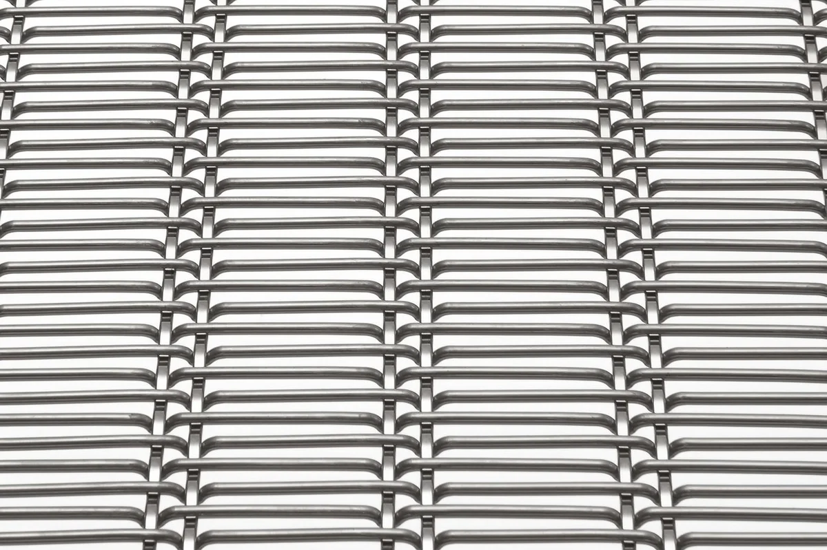 EGLA-DUO 4262 architectural wire mesh - view at 45°