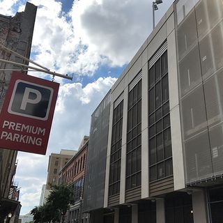 Hibernia Tower Parking Garage