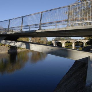 Pont sur la rivière Svratka