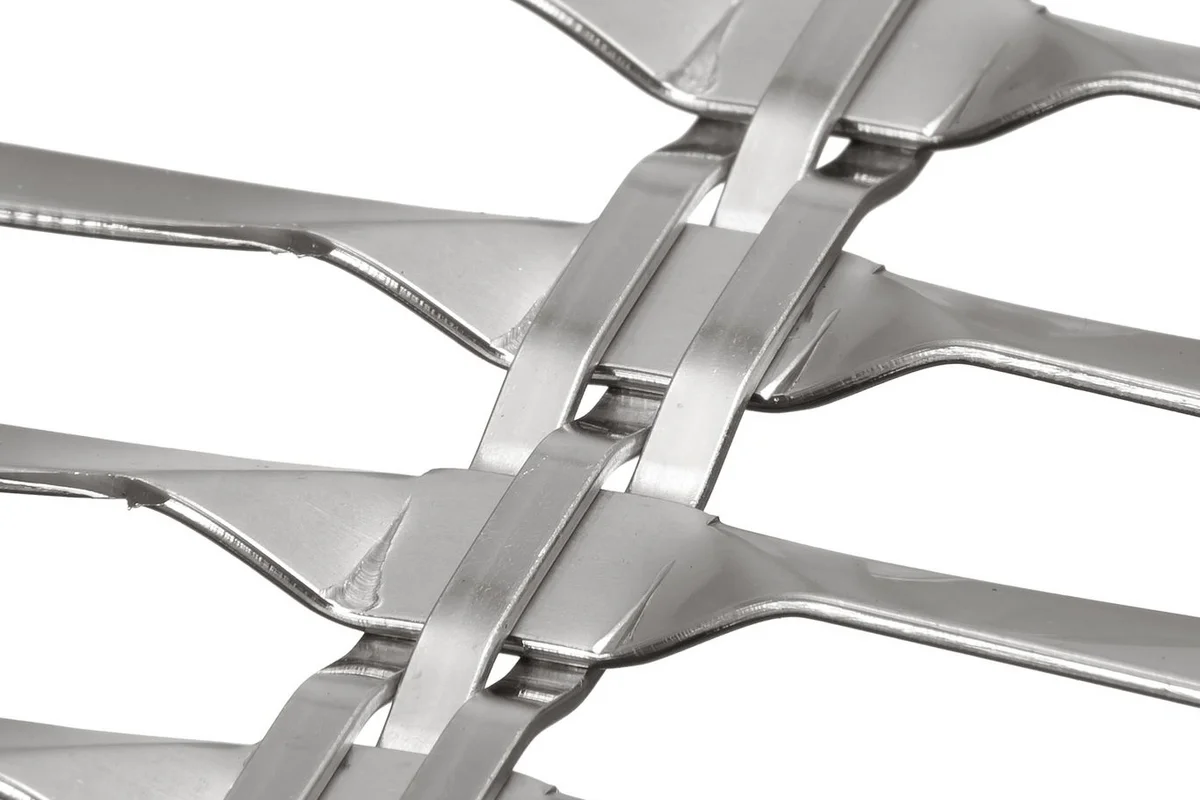 LARGO-TWIST 2045 architectural wire mesh - macro view