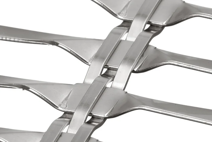 LARGO-TWIST 2045 architectural wire mesh - macro view