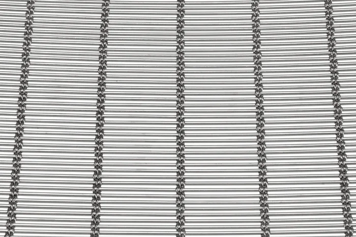 MULTI-BARRETTE 8106 architectural wire mesh - view at 45°