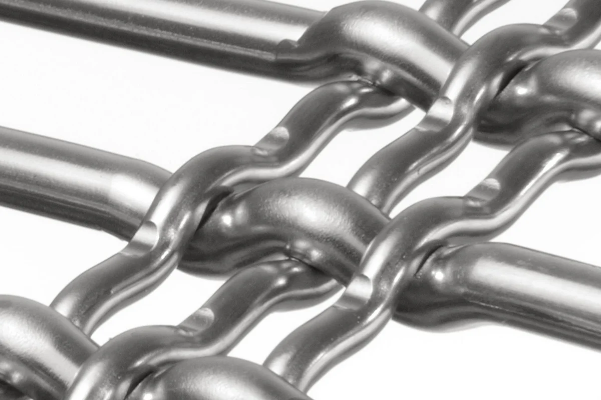 DOGLA-TRIO 1011 architectural wire mesh - macro view