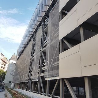 Parking « Obilicev Venac » à Belgrade