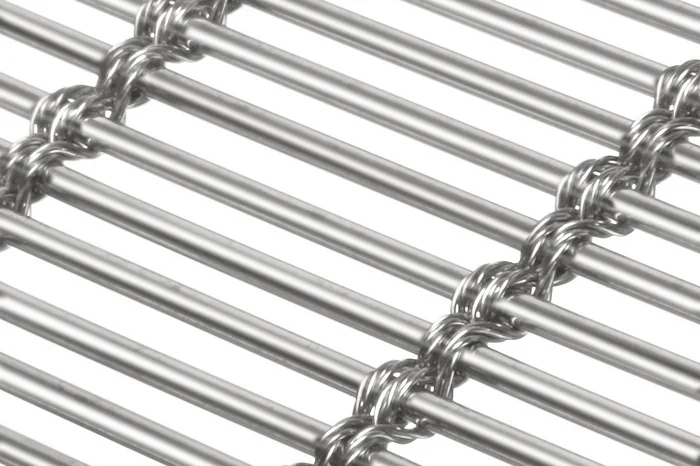 MULTI-BARRETTE 8106 architectural wire mesh - macro view