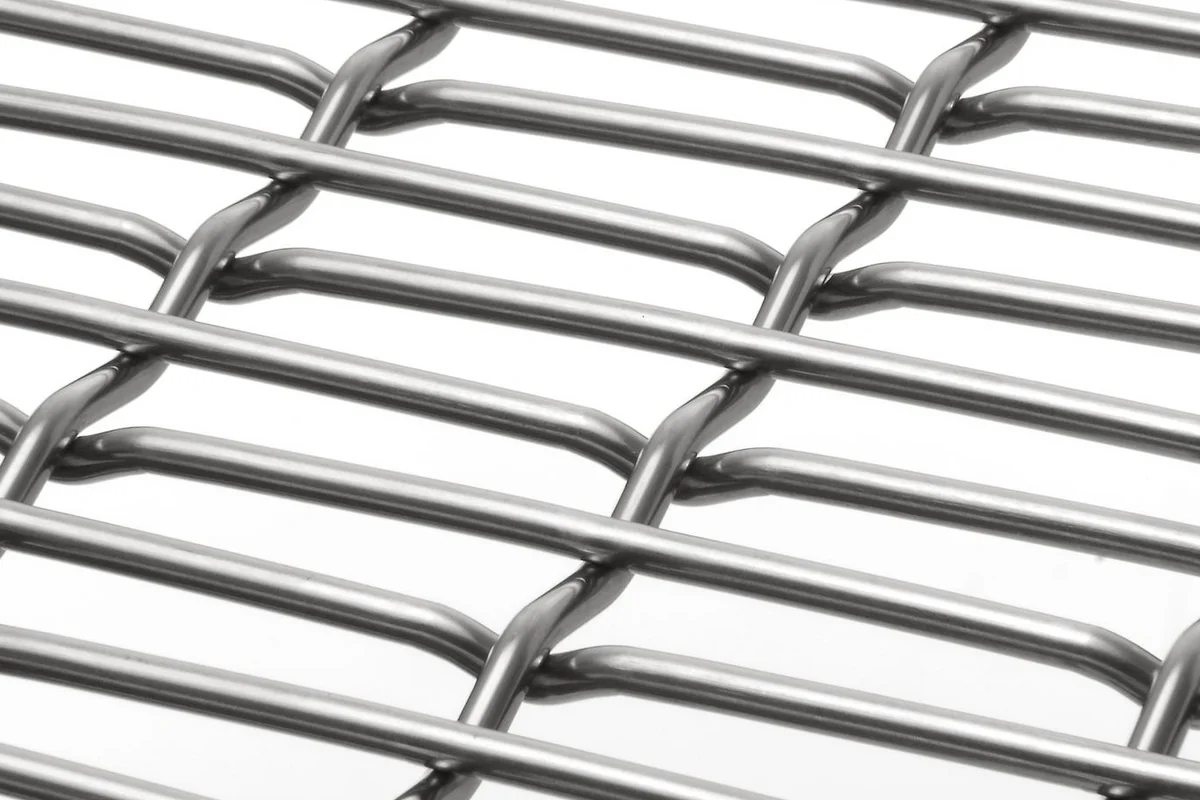 EGLA-MONO 4741 architectural wire mesh - view over a corner