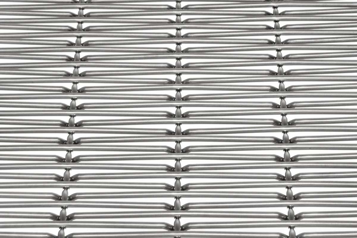 EGLA-MONO 4391 architectural wire mesh - view at 45°