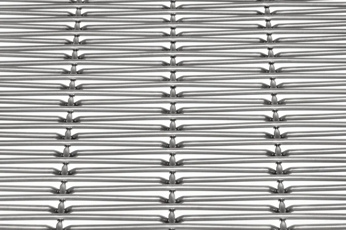 EGLA-MONO 4391 architectural wire mesh - view at 45°