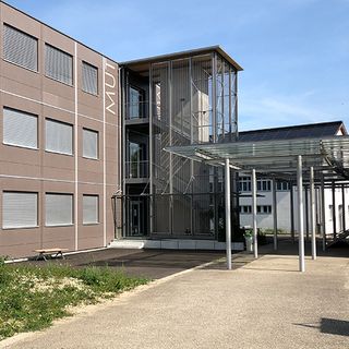 School building Preisegg
